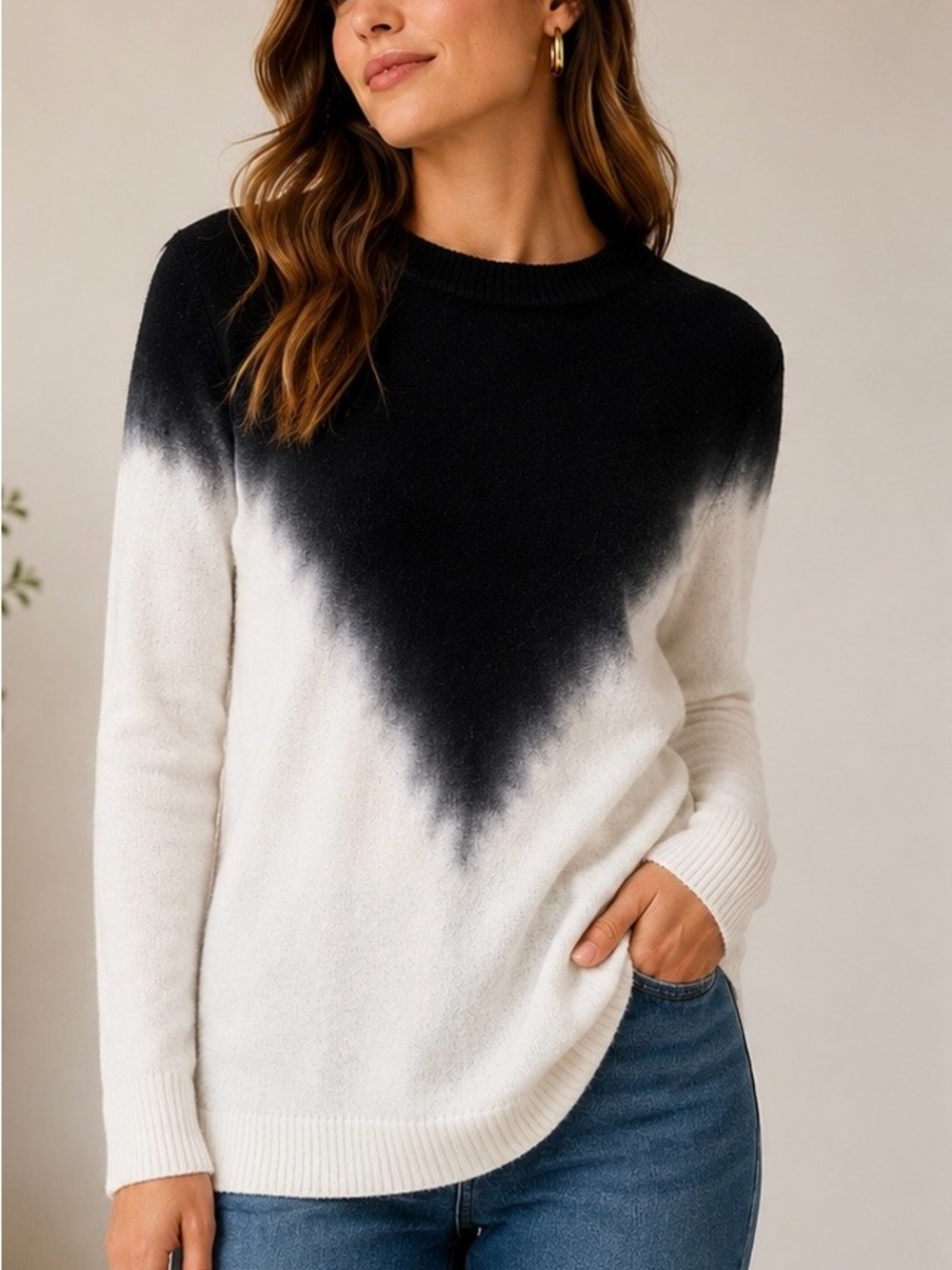 Simply Vera Vera Wang Black and White Ombre Crewneck Sweater